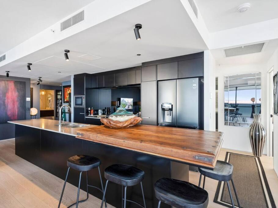 Exclusive Circle On Cavil Sub-Penthouse Luxury Apt - Hosted By Coastal Letting Gold Coast Luaran gambar